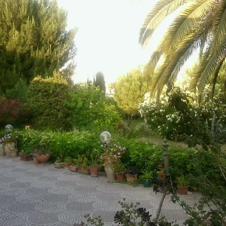 La Cerasa - *